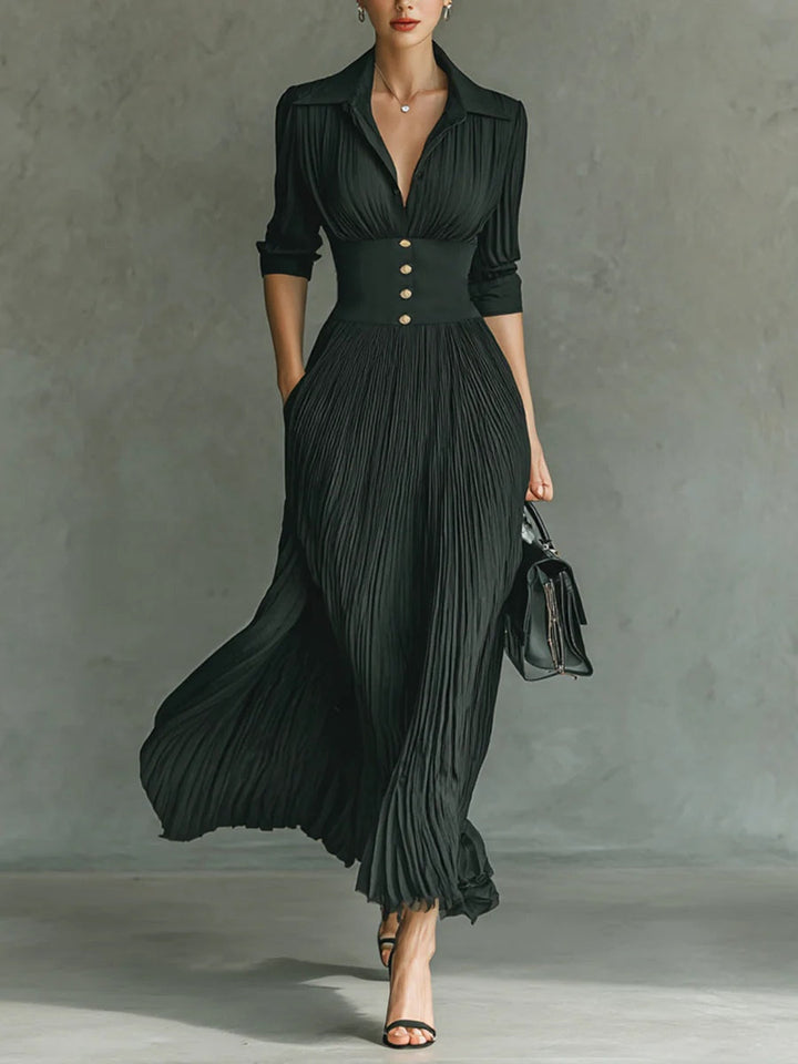 Elvira · Vestido largo plisado con solapa y cintura alta