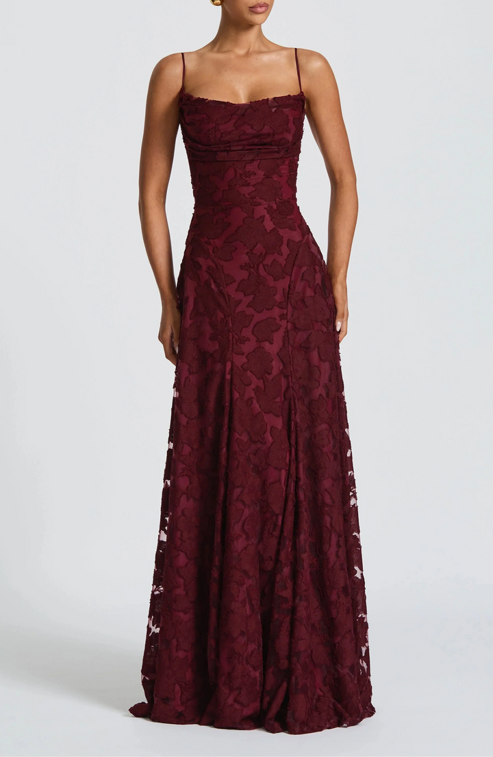 Rubí | Vestido largo elegante de encaje floral