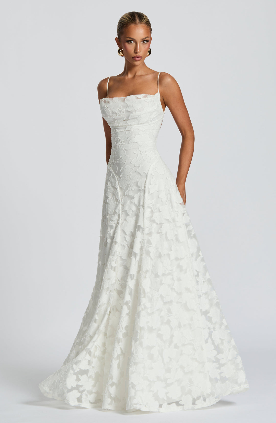 Rubí | Vestido largo elegante de encaje floral