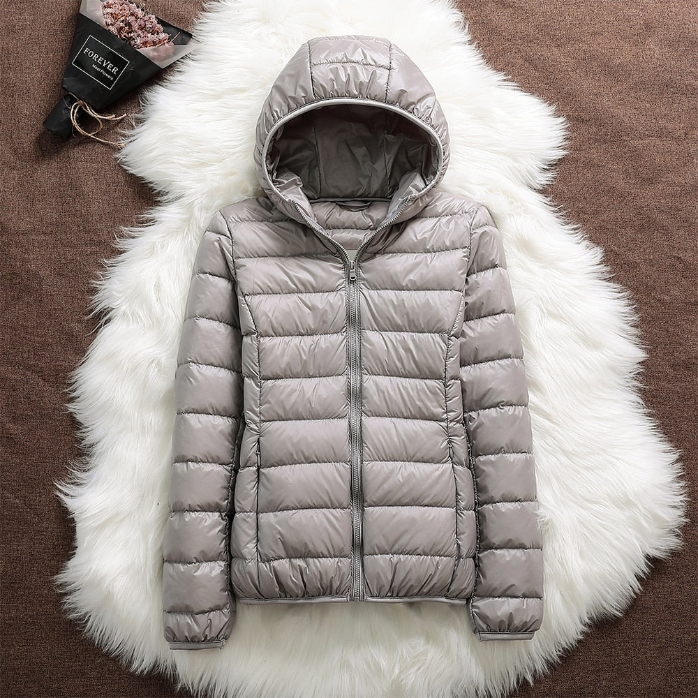 Delyn™ | Chaqueta Ligera de Plumas