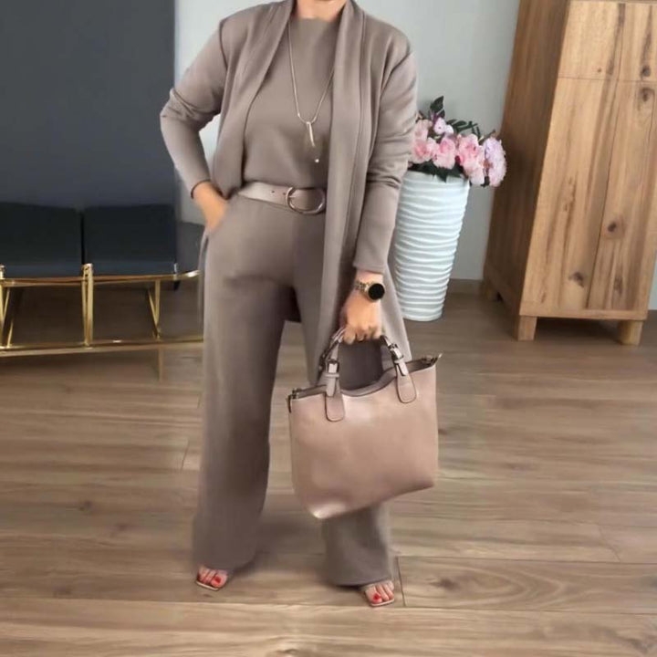 Elegante conjunto de 3 piezas: chaleco largo, blusa y pantalón